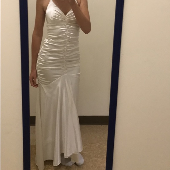 Vintage Wedding Dress - Picture 4 of 4